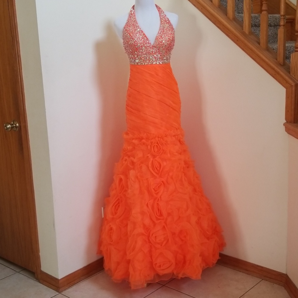 Formal/prom gown